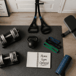 Materiel sport maison tapis haltères kettlebell